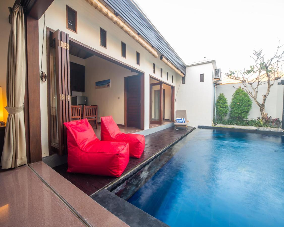 Demi * Seminyak (Bali)